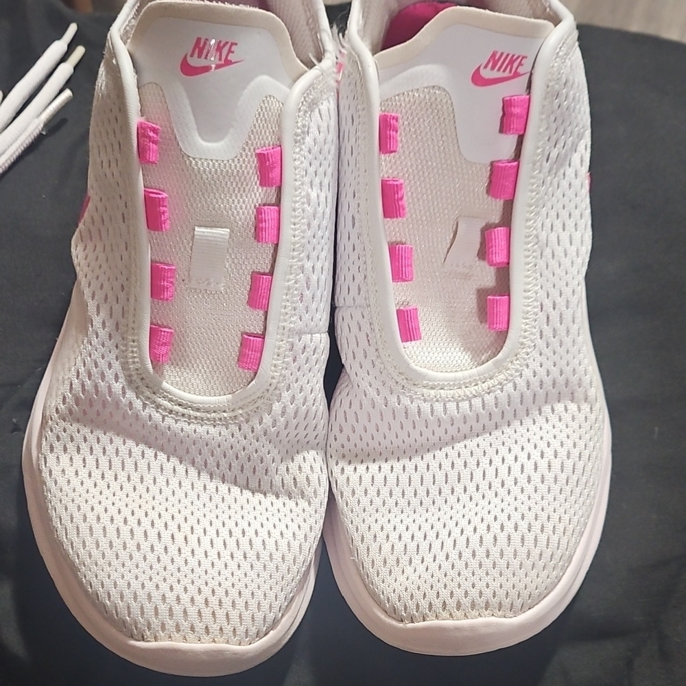 Nike White and Pink Athletic Slip-Ons - Picture 6 of 7